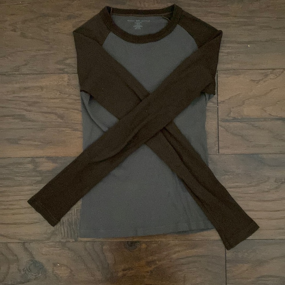 Brandy Melville Bella top